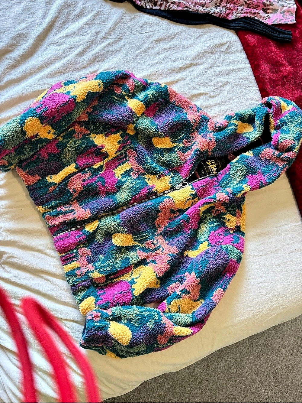 2Blue Denim Co. Women's Abstract Fleece Jacket in Blue & Pink Size Medium